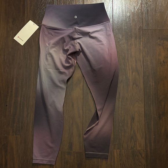 NWT Lululemon Athletica Align HR 25” - Purple Gradient sz 8 - Picture 4 of 4